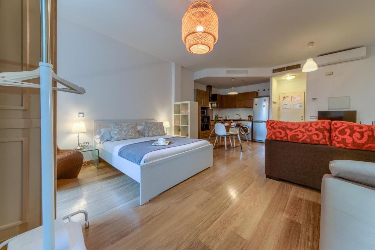 Lyrioshomes Apartamento Estudio La Biznaga Μάλαγα Εξωτερικό φωτογραφία
